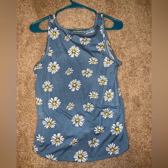 Daisy Tank Top - Picture 2 of 3